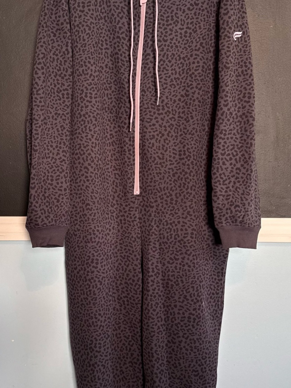 Fabletics Dark Gray Leopard-Print One-Piece Pajama with Pink Trim Fleece XL